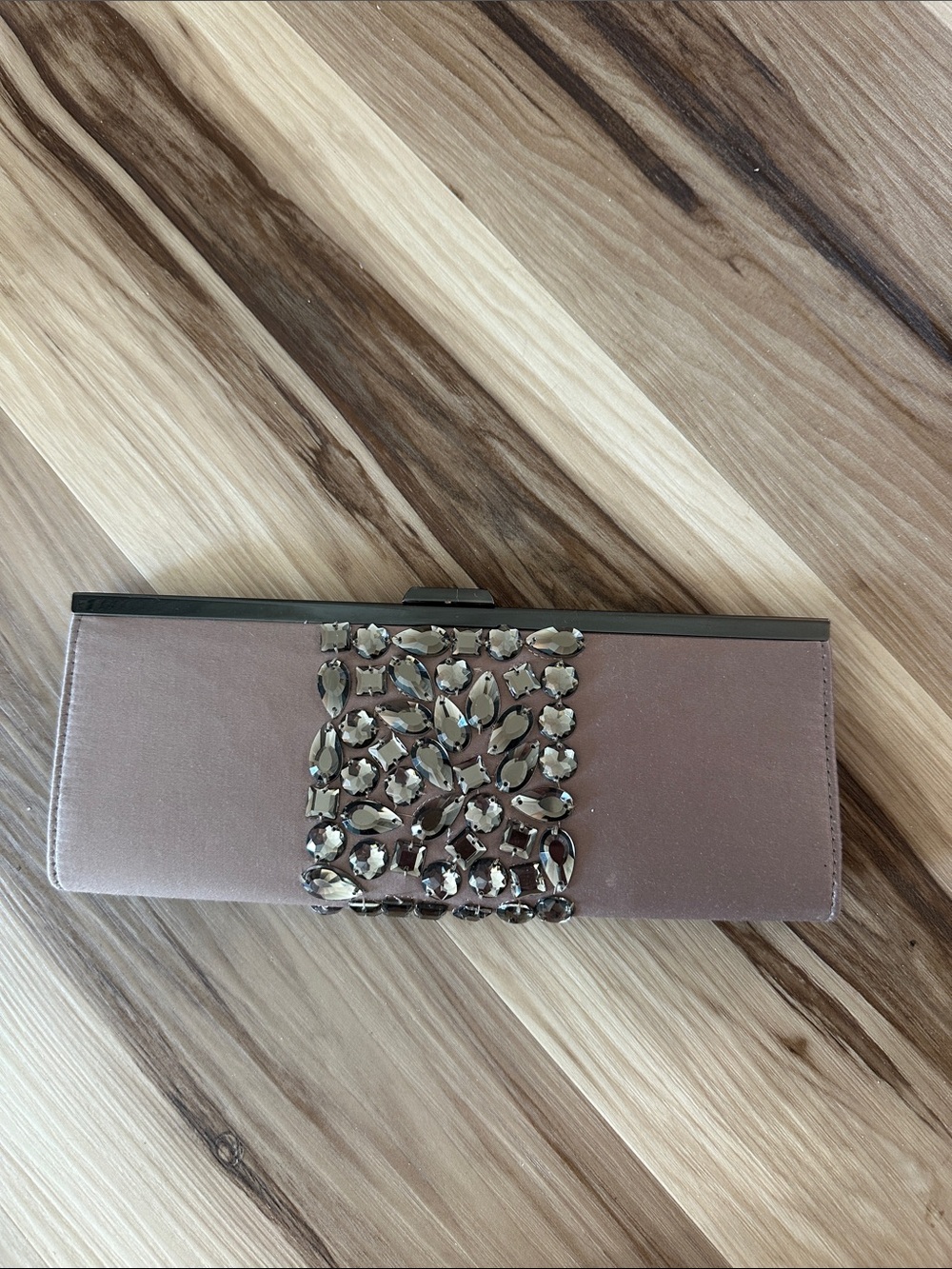 Elegant Rhinestone-Trim Satin Wallet Clutch in Mauve